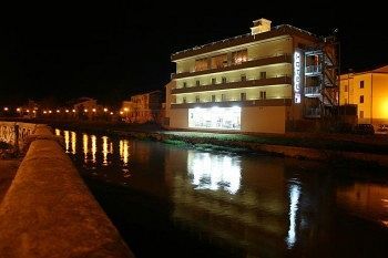 Hotel Le Sorgenti Пополи Экстерьер фото